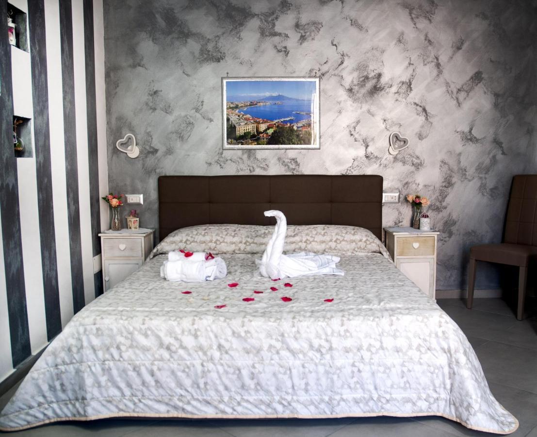 Voglia Di Napoli Bed & Breakfast Exterior photo